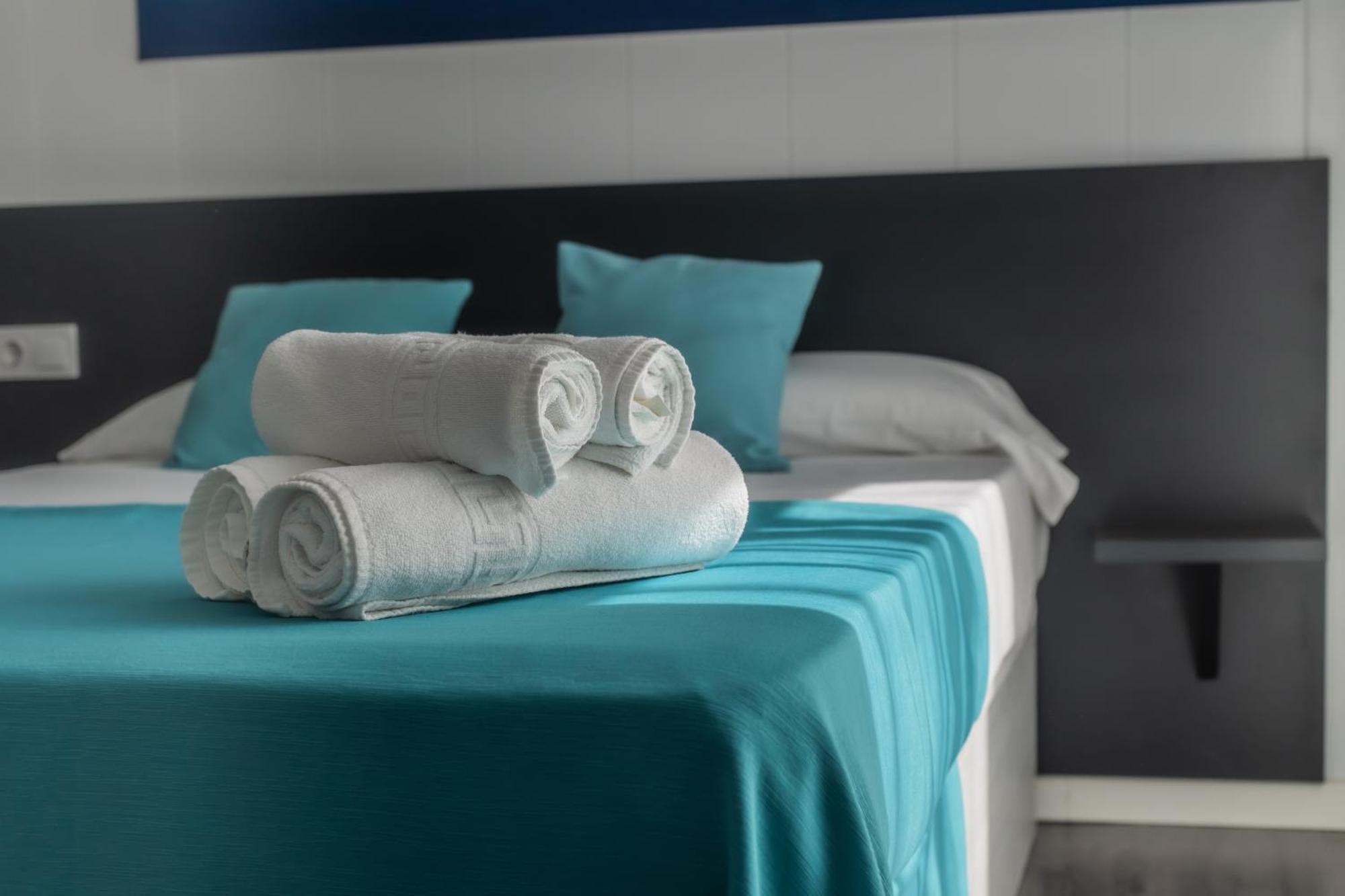 Sunsands Studio Con Balcones 2ºa Playa76 Carihuela 托雷莫利诺斯 外观 照片