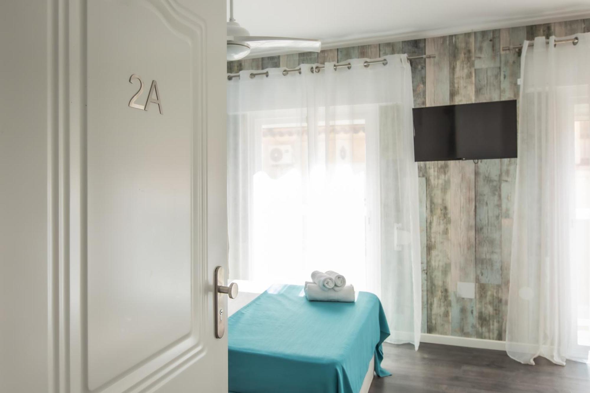 Sunsands Studio Con Balcones 2ºa Playa76 Carihuela 托雷莫利诺斯 外观 照片