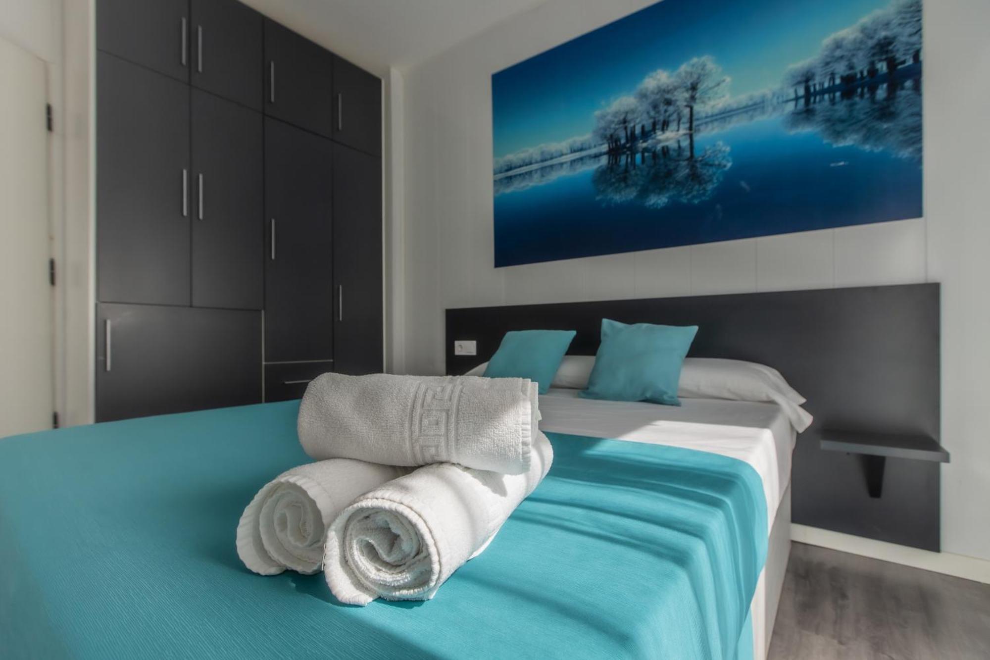 Sunsands Studio Con Balcones 2ºa Playa76 Carihuela 托雷莫利诺斯 外观 照片